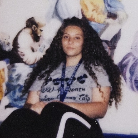 Meet your Posher, Lenore - Picture 1 of 1